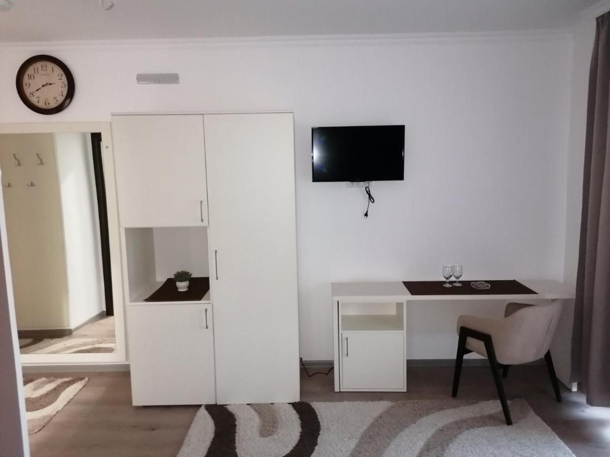 Bed and Breakfast Rivera Club Raska Экстерьер фото